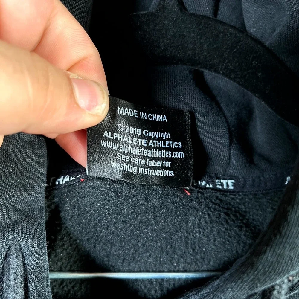 Alphalete Hoodie Mens Medium Black Fleece Lined Spellout Graphic Winter Wear - Picture 4 of 8